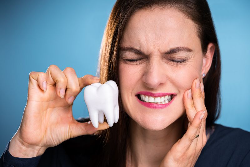 Factors that causes tooth pain